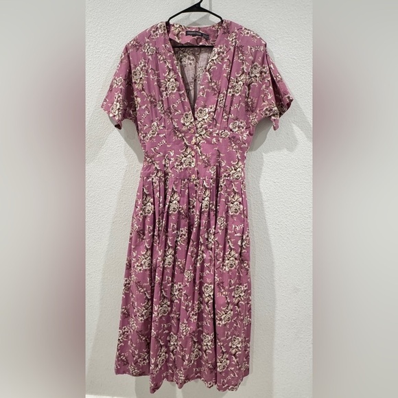 Herman Geist Dresses & Skirts - Vintage Herman Geist 100% Cotton Floral Retro Fit Maxi Purple Cream Dress 12